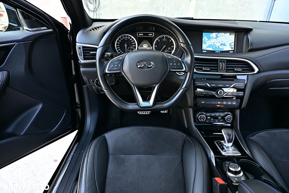 Infiniti Q30 2.2d DCT AWD City Black Edition - 17