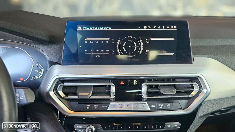 BMW X3 30 e xDrive Pack M Desportivo - 28