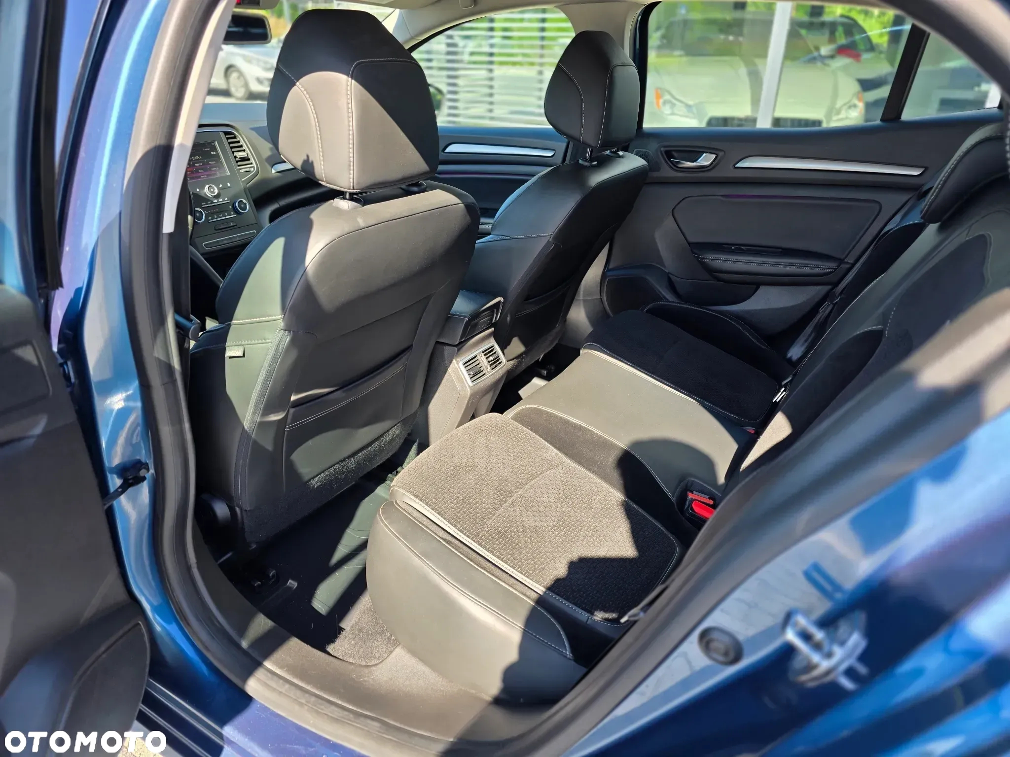 Renault Megane 1.5 Blue dCi Intens - 29