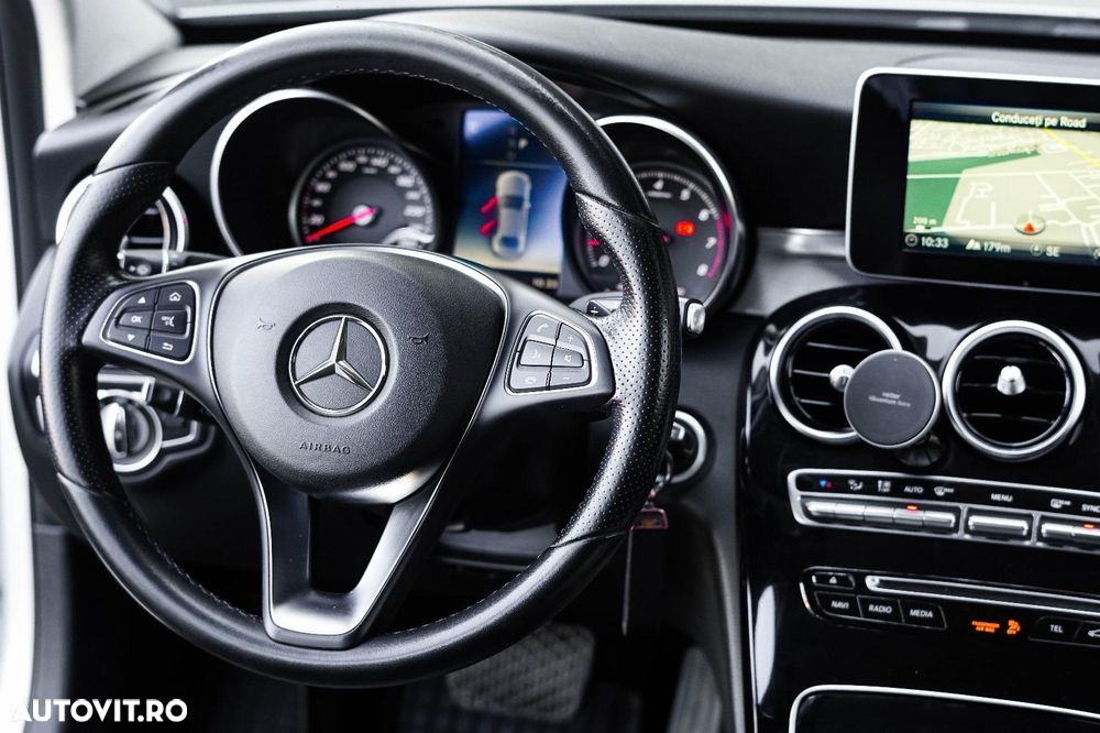 Mercedes-Benz C - 16