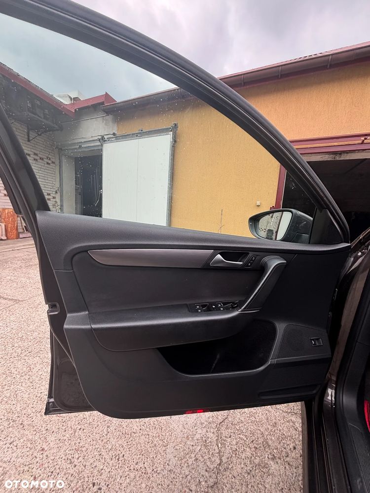Volkswagen Passat 2.0 TDI Comfortline DSG - 15