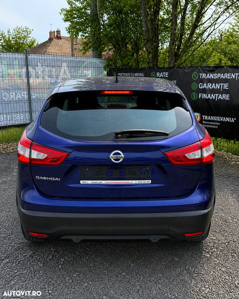 Nissan Qashqai 1.2 DIG-T ACENTA - 4