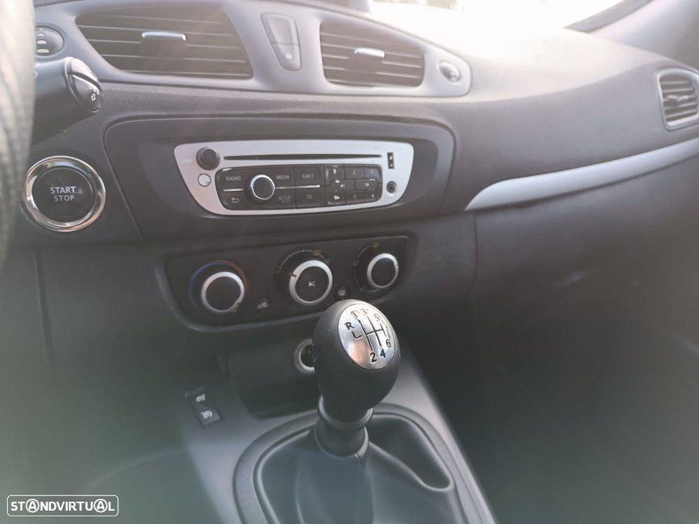 Renault Scénic 1.5 dCi Dynamique S - 7