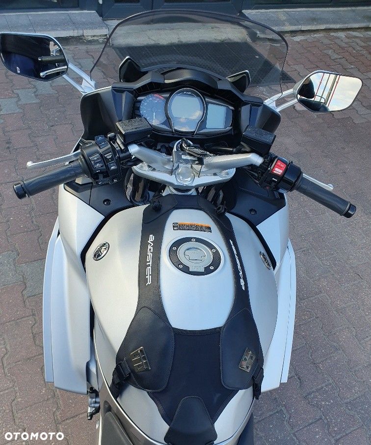 Yamaha FJR - 18