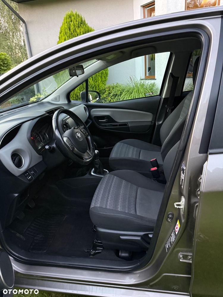 Toyota Yaris 1.33 Selection Passion - 12