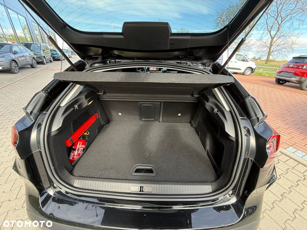 Citroën C4 1.2 PureTech Max S&S EAT8 - 22