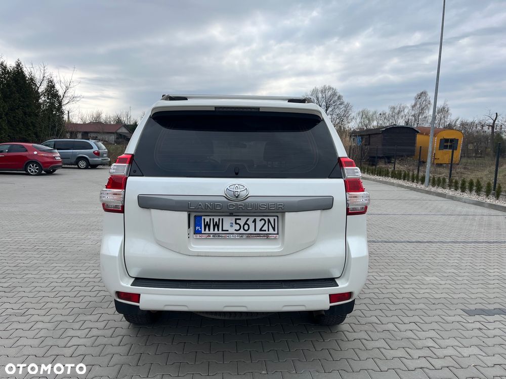 Toyota Land Cruiser LC 3.0 D-4D Prado - 15
