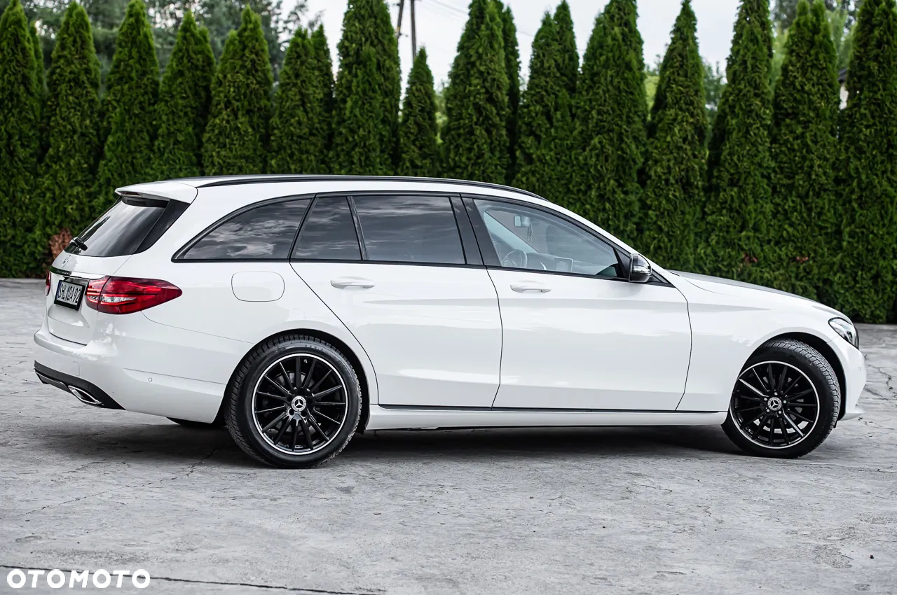 Mercedes-Benz Klasa C 180 T 9G-TRONIC AMG Line - 12