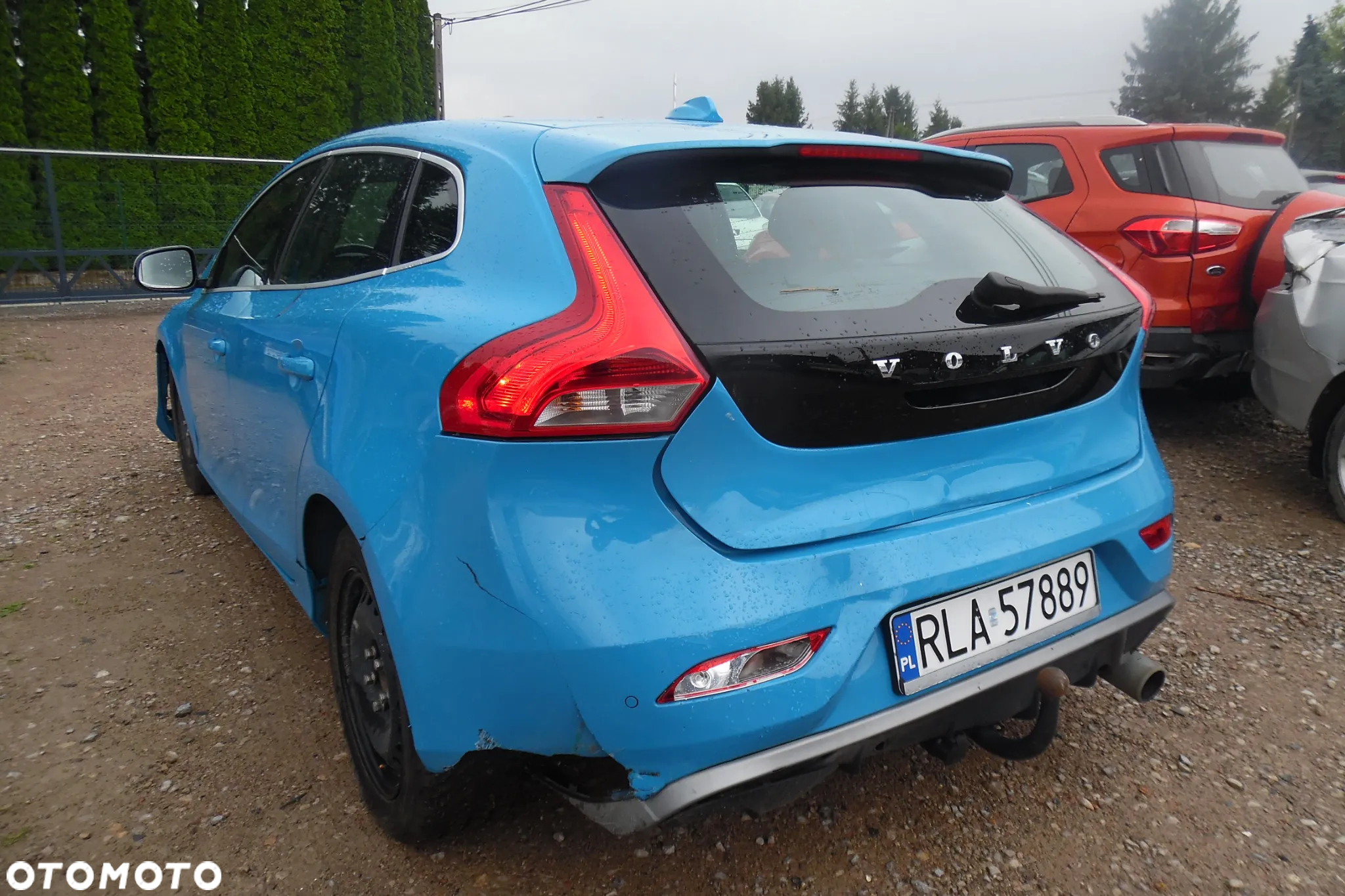 Volvo V40 D2 R-Design - 4