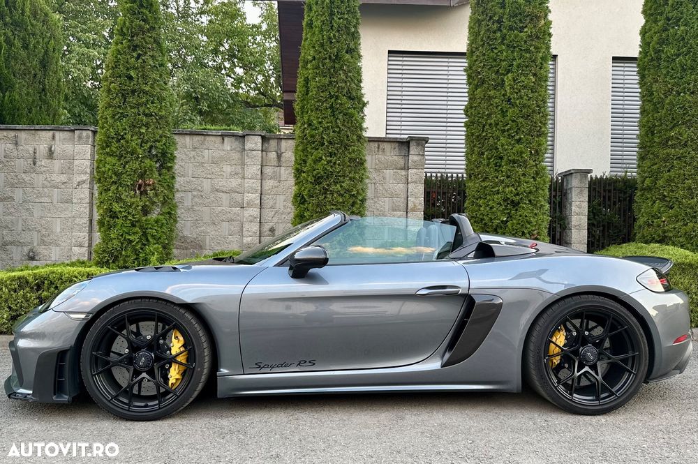 Porsche Boxster 718 Spyder RS - 2