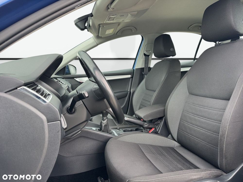 Skoda Octavia 1.4 TSI Ambition - 10