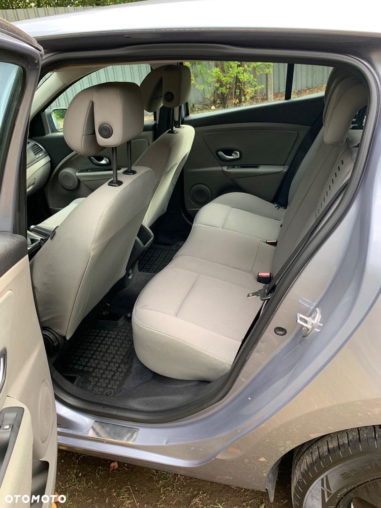 Renault Megane - 10