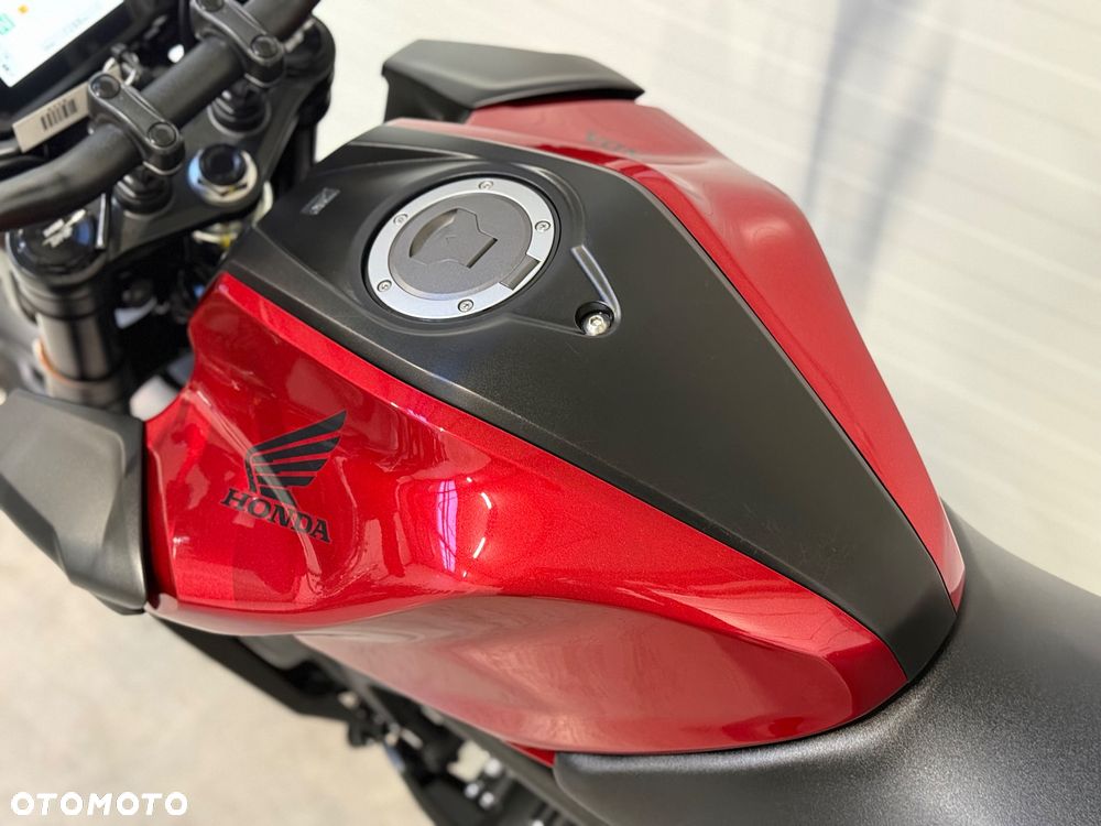 Honda CB - 27