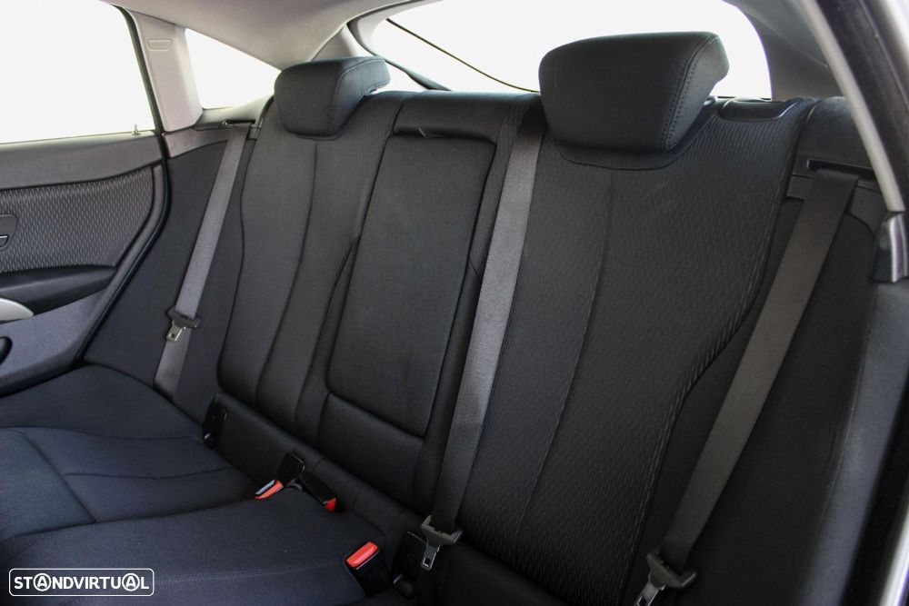 BMW 418 Gran Coupé d Advantage Auto - 39