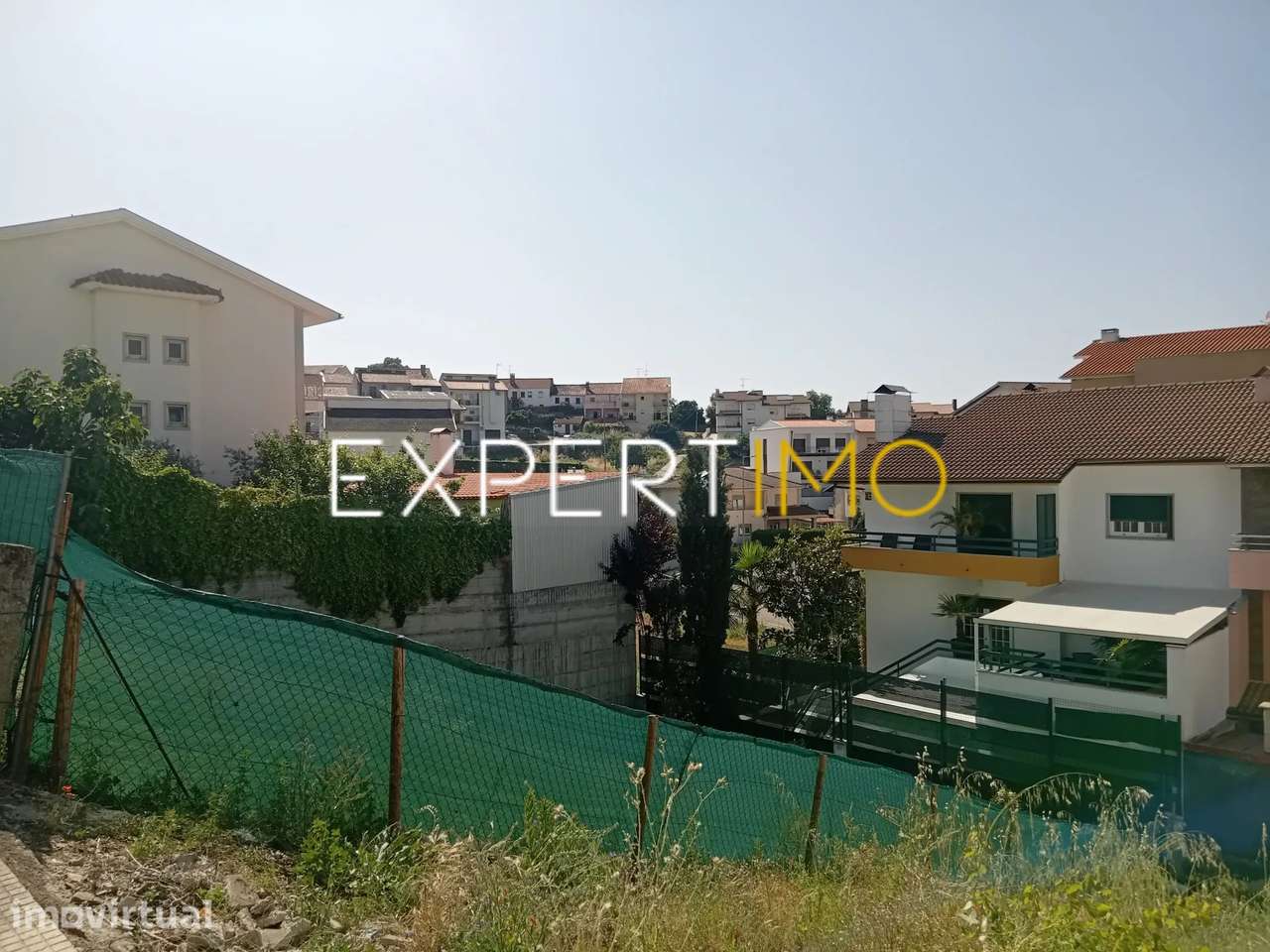 Terreno 300m² com Vista para o Castelo de Bragança - Grande imagem: 5/7