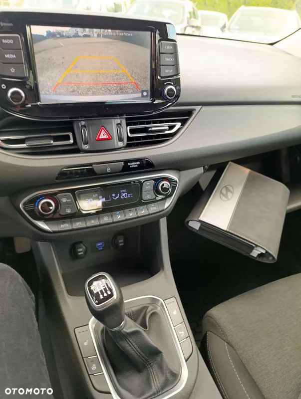 Hyundai i30 1.5 DPI Smart - 16
