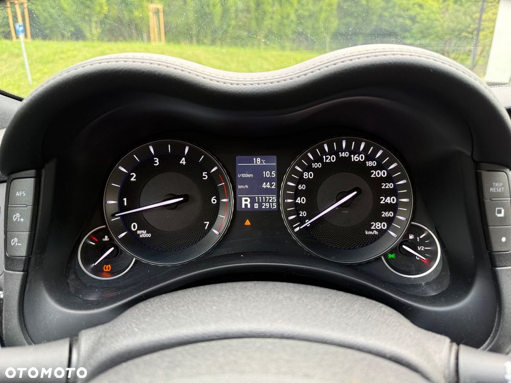 Infiniti M M30d S Premium - 38