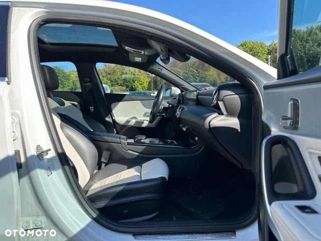 Mercedes-Benz Klasa A 250 4-Matic Edycja specjalna 7G-DCT - 9