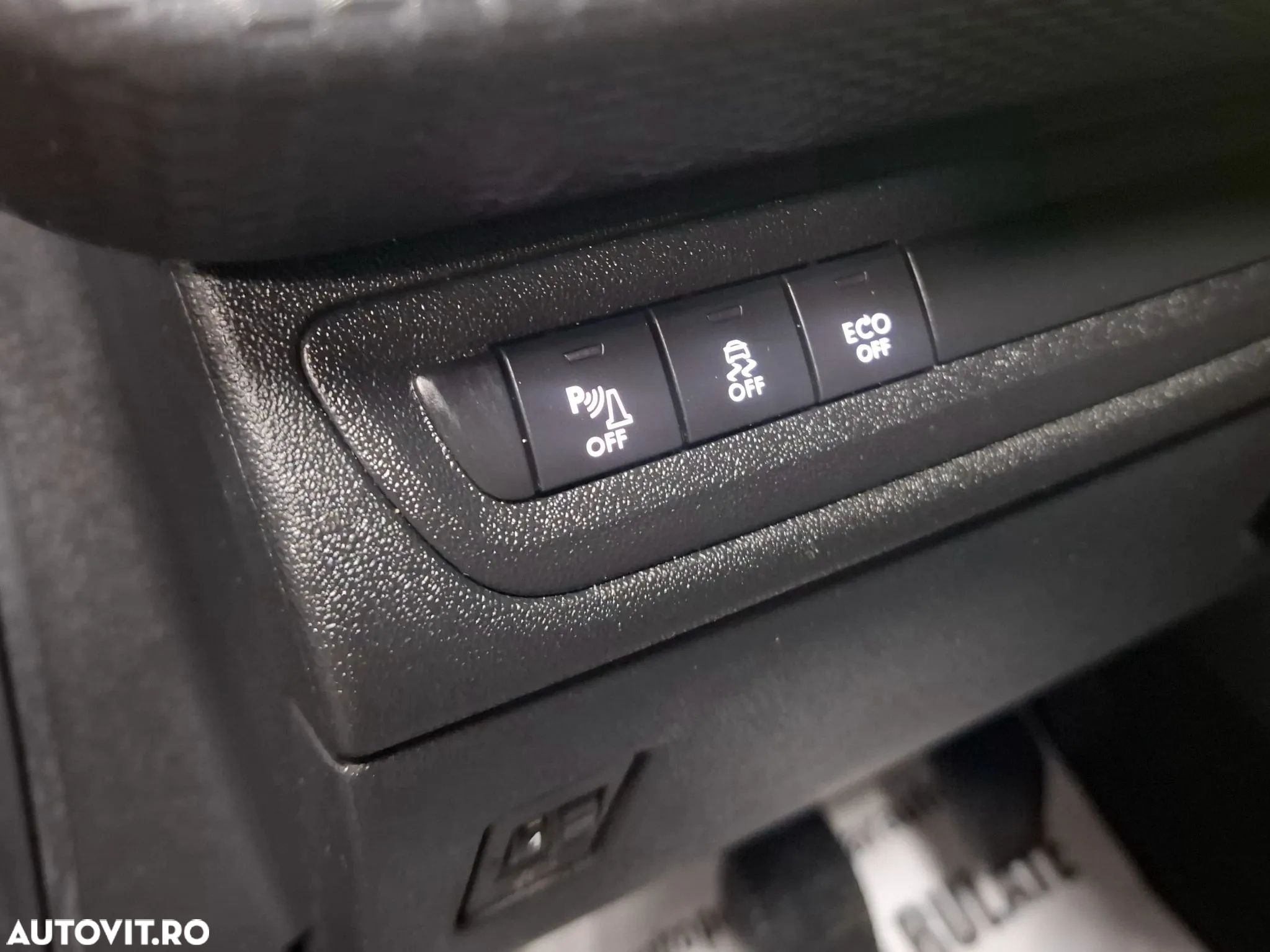 Peugeot 2008 PureTech 130 Allure - 10