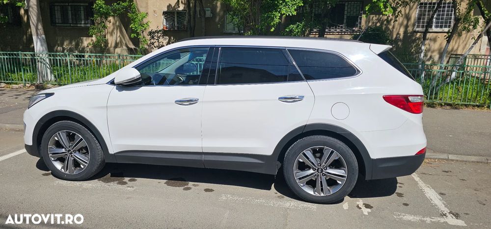 Hyundai Grand Santa Fe 2.2 CRDi 4WD Automatik Luxury - 4