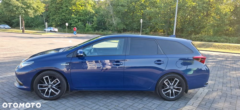 Toyota Auris - 2
