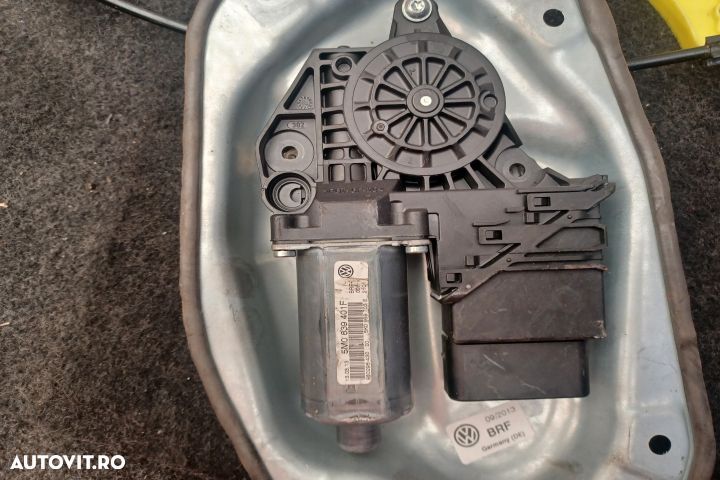Macara geam spate stanga electrica 5M0839401F 5K0959703E 998578103 1K - 3