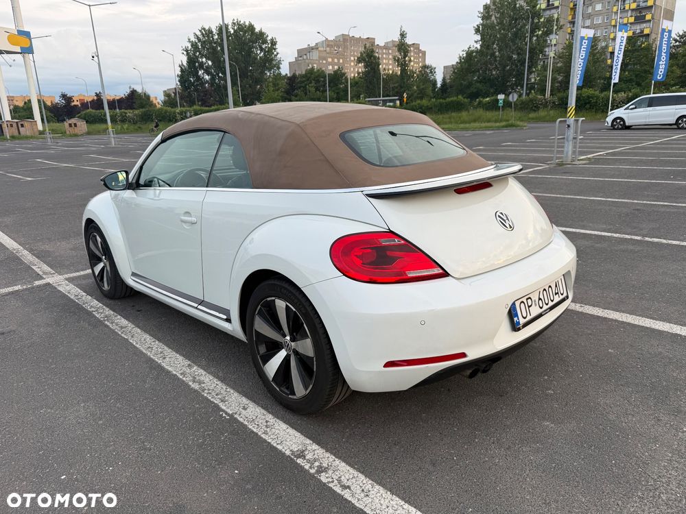 Volkswagen Beetle 2.0 TDI Sport DSG - 4