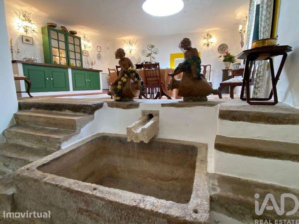 Casa / Villa em Dois Portos e Runa de 688 m2 - Grande imagem: 2/27