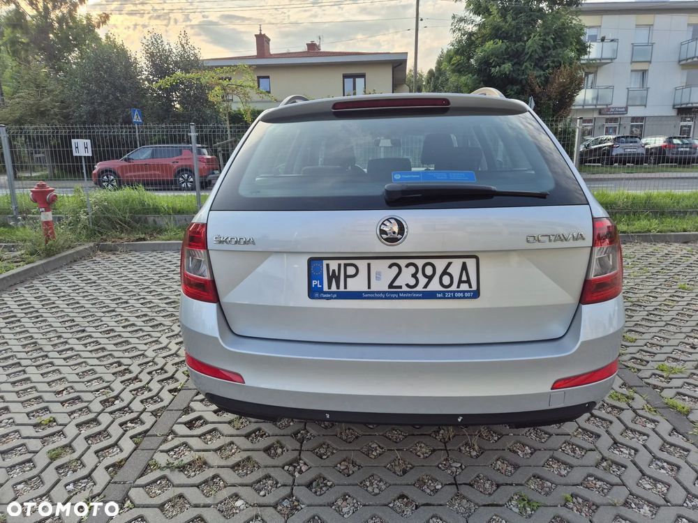 Skoda Octavia 1.6 TDI Ambition - 6