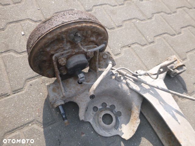 BELKA TYŁ TYLNA TOYOTA YARIS I LIFT ABS - 4