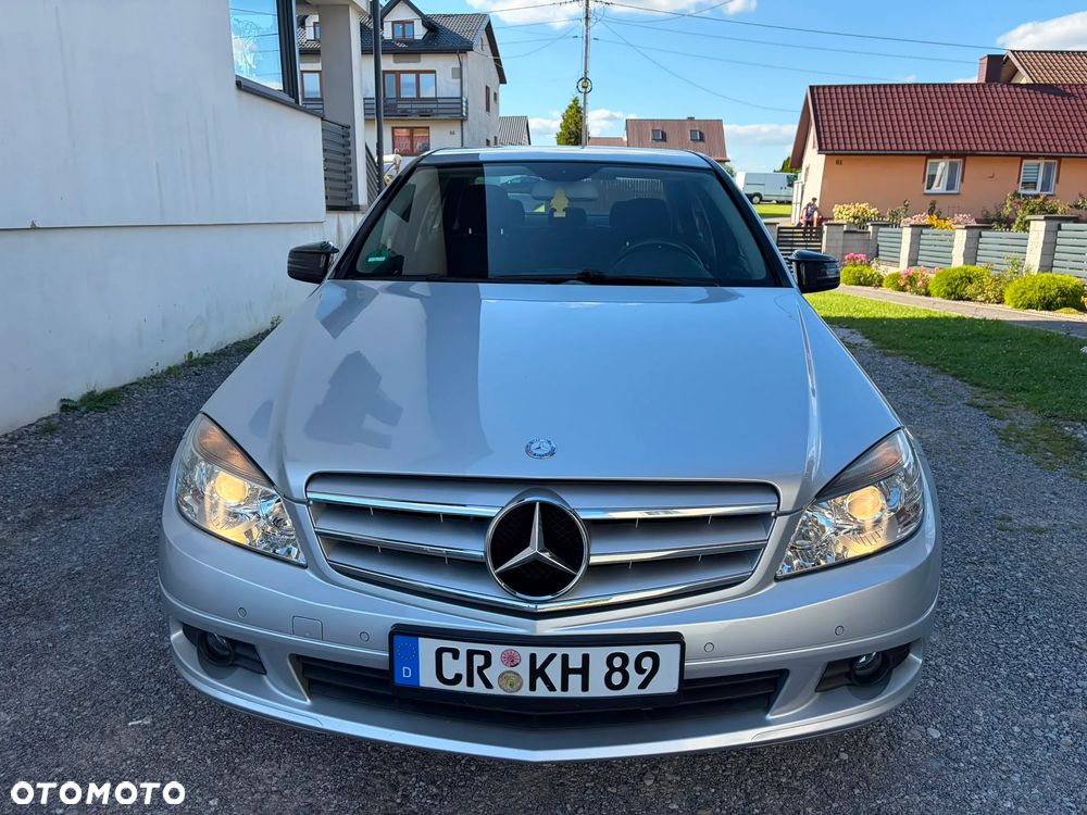 Mercedes-Benz Klasa C 180 Kompressor BlueEFFICIENCY - 2