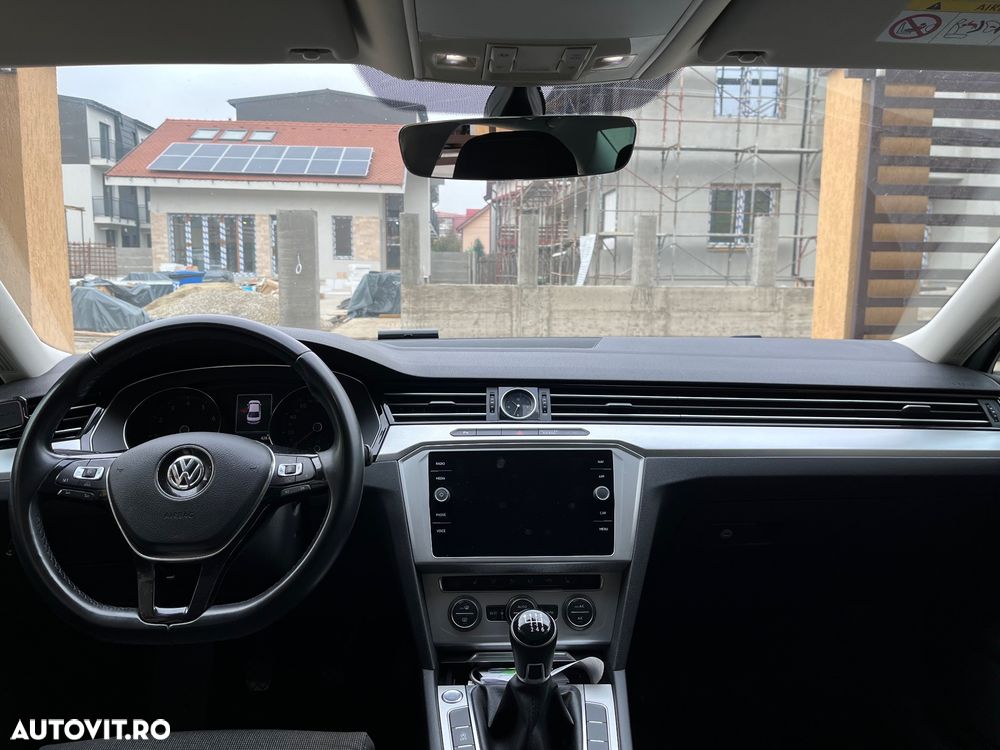 Volkswagen Passat 1.4 TSI ACT 4Motion R Executive - 4