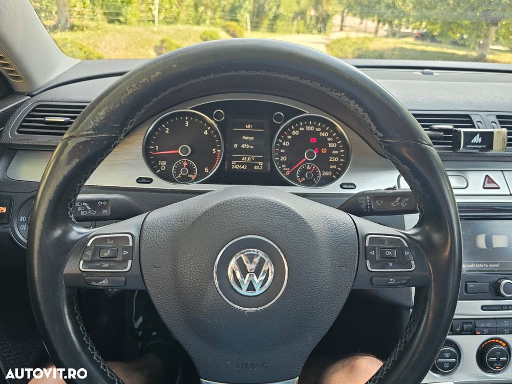 Volkswagen Passat 2.0 TDI Highline - 14