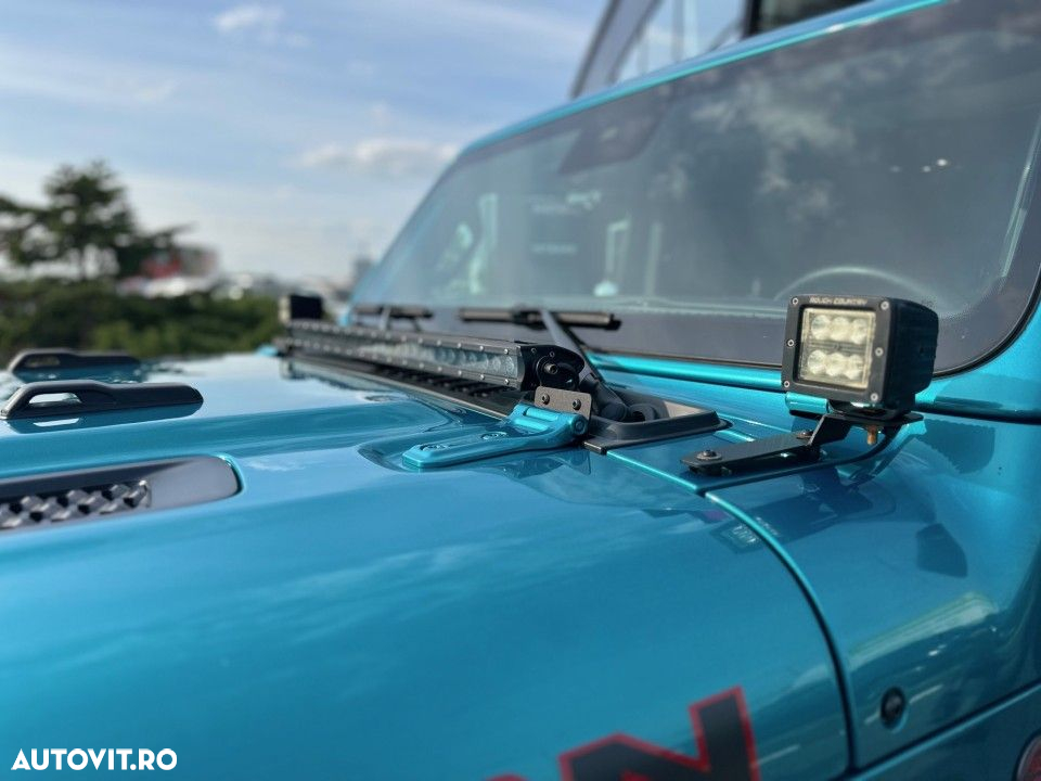 Jeep Wrangler - 7