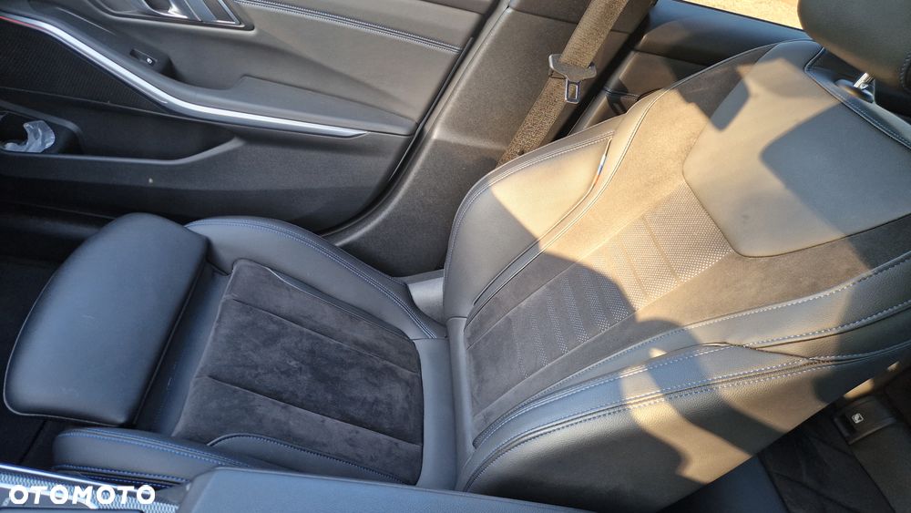 BMW Seria 3 330d MHEV M Sport sport - 19