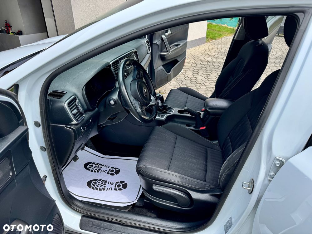 Kia Sportage 1.6 GDI 2WD Attract - 6