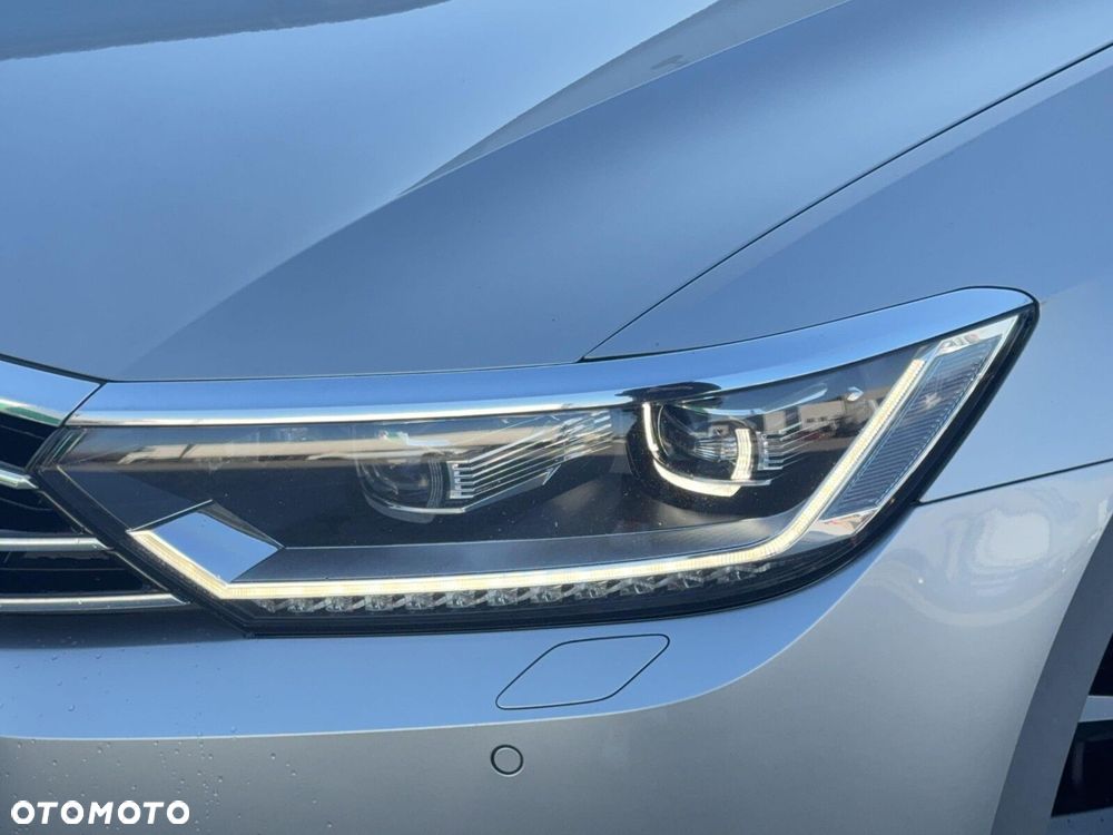 Volkswagen Passat - 7