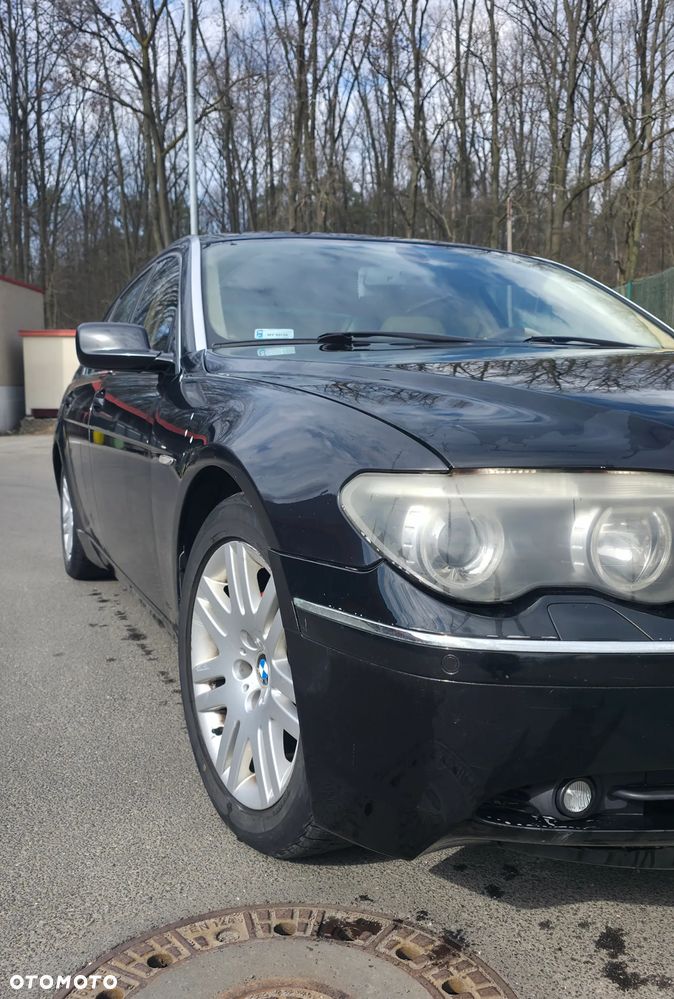 BMW Seria 7 735i L - 3