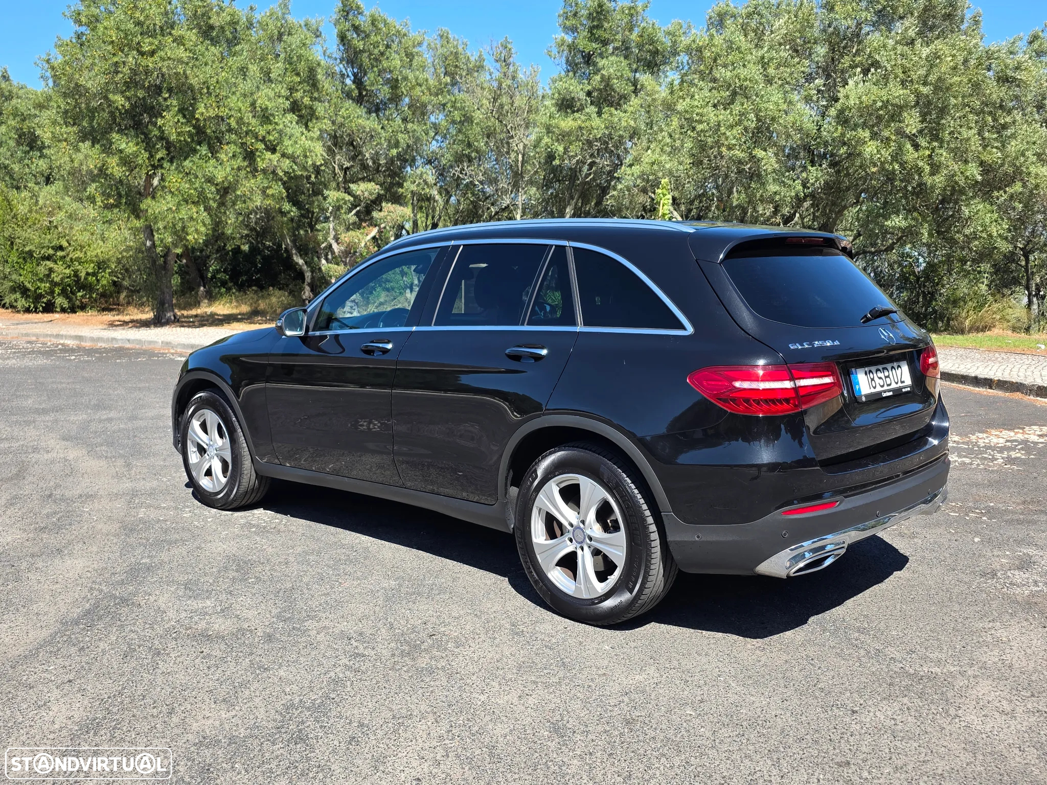 Mercedes-Benz GLC 250 d Off-Road 4-Matic - 2