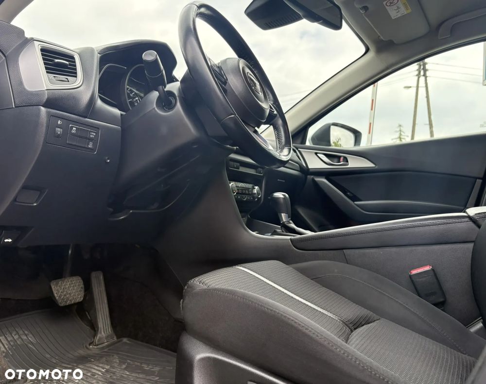 Mazda 3 2.0 Skyenergy EU6 - 11