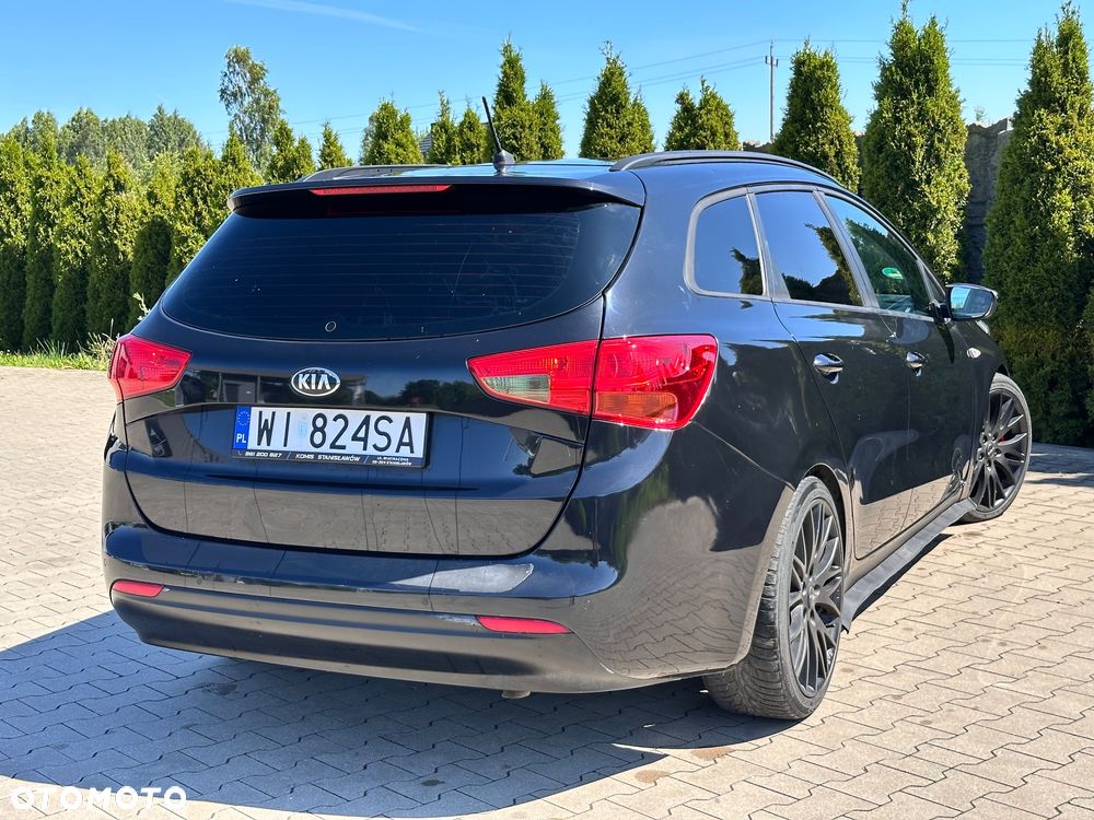 Kia Ceed 1.6 CRDi 128 Platinum Edition - 22