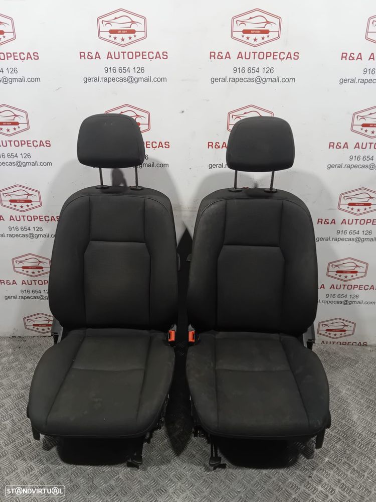 Conjunto de Bancos Mercedes Class C W204 Sedan Tecido Original - 10