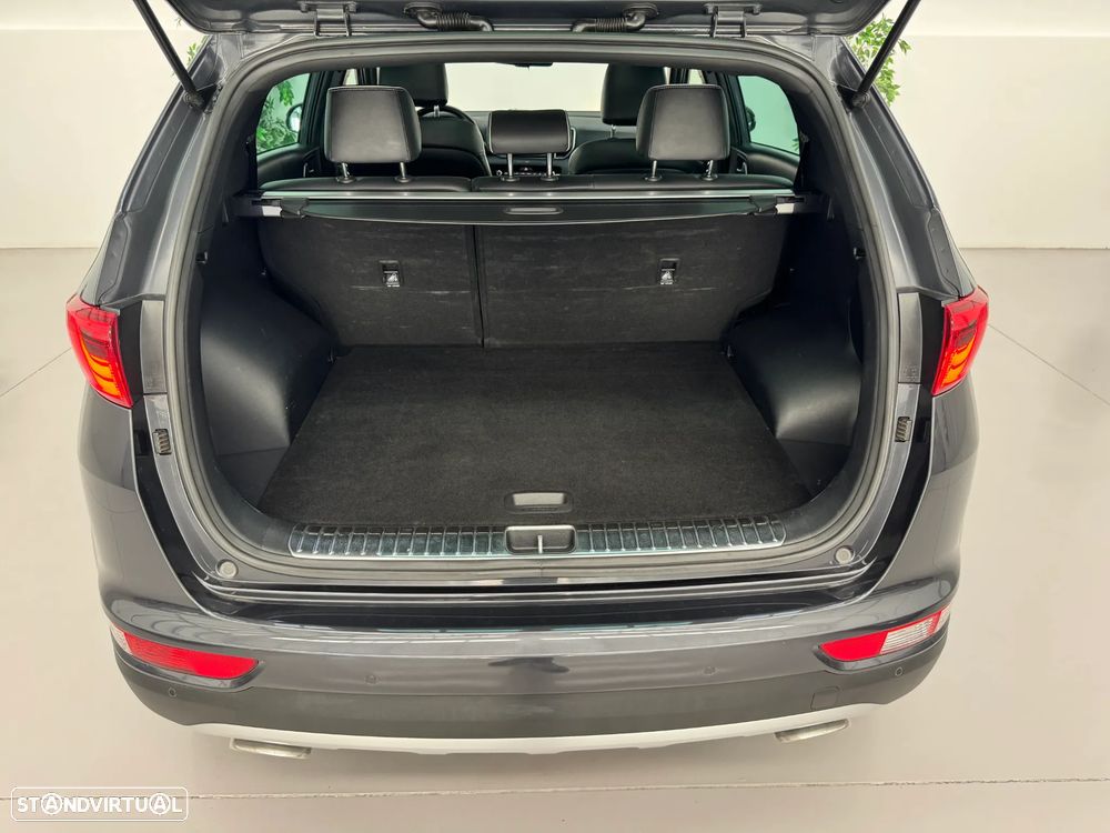 Kia Sportage 2.0 CRDI ISG GT Line - 37