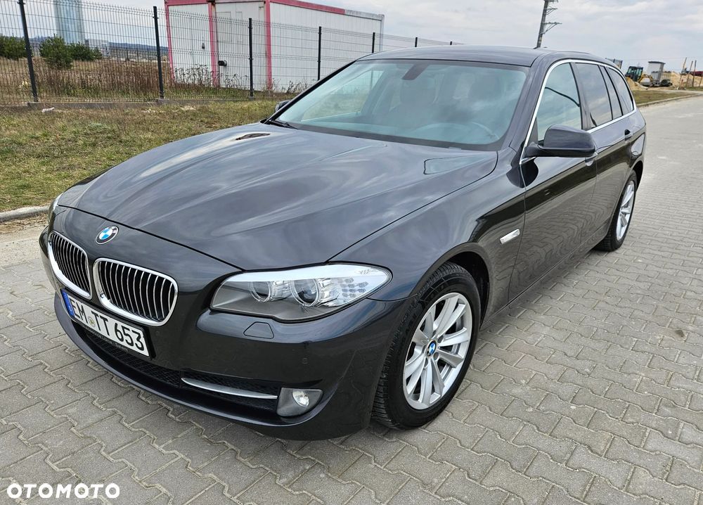BMW Seria 5 520d - 11
