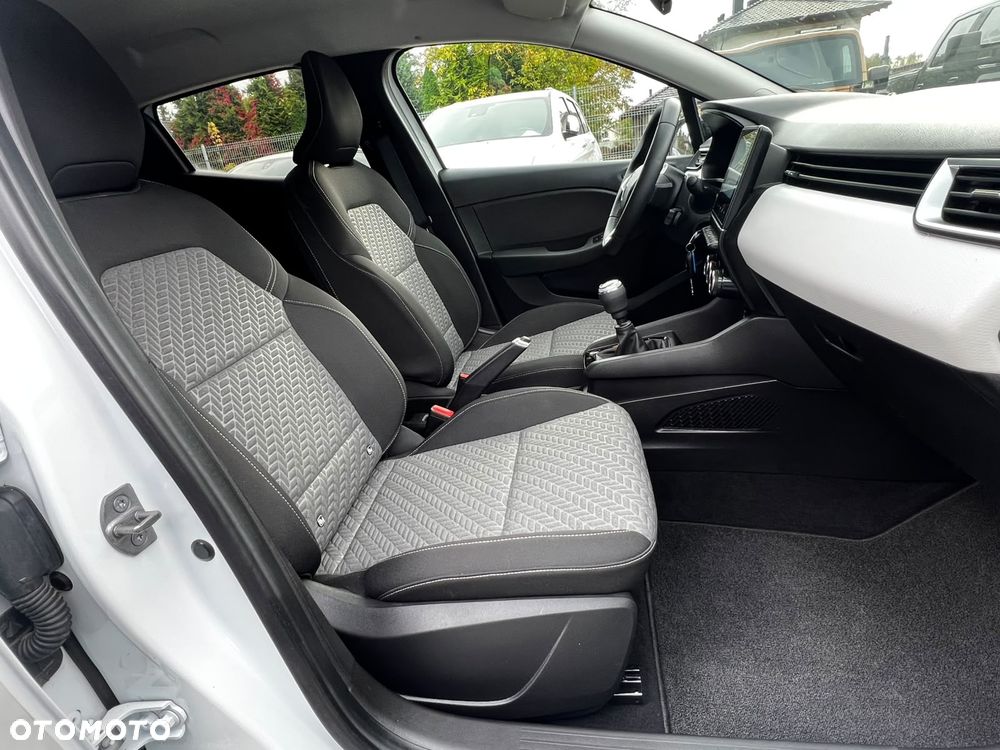Renault Clio BLUE dCi 100 EVOLUTION - 16