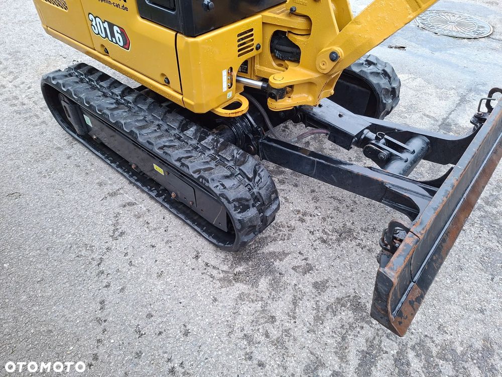 Caterpillar 301.6 05A - 17