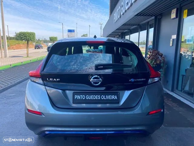 Nissan Leaf - 6