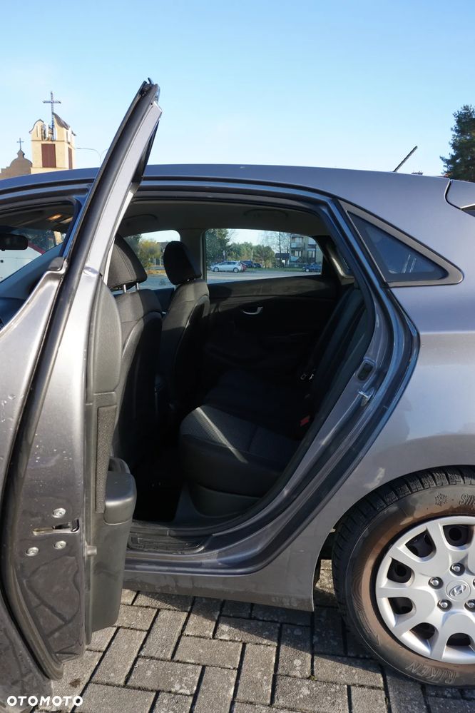 Hyundai i30 1.4 Classic - 6