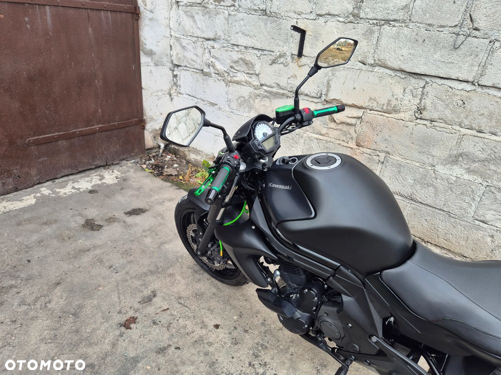 Kawasaki ER - 17