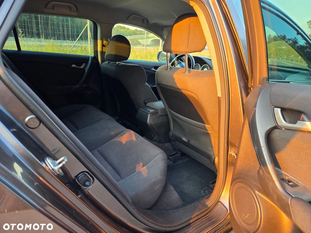 Honda Accord 2.0 Comfort - 13